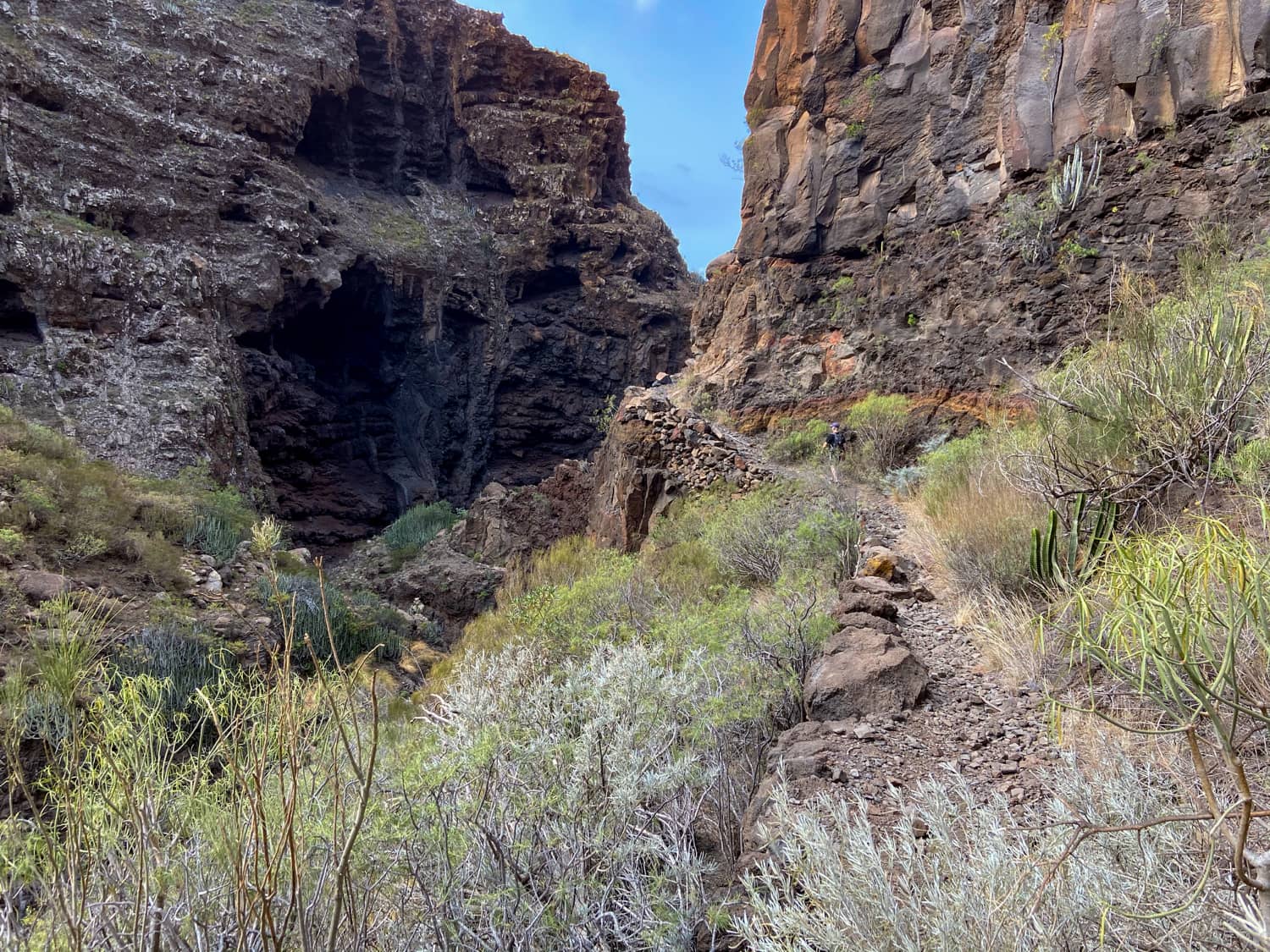 Hiking trail on the upper edge of the Barranco Natero