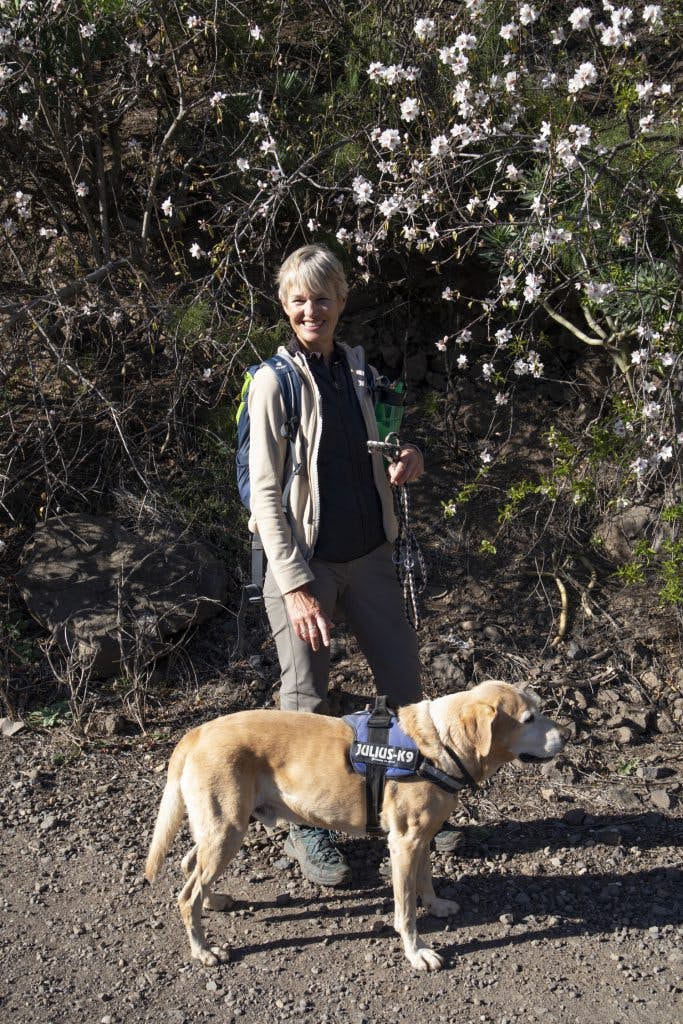 with hiking dog Lasko