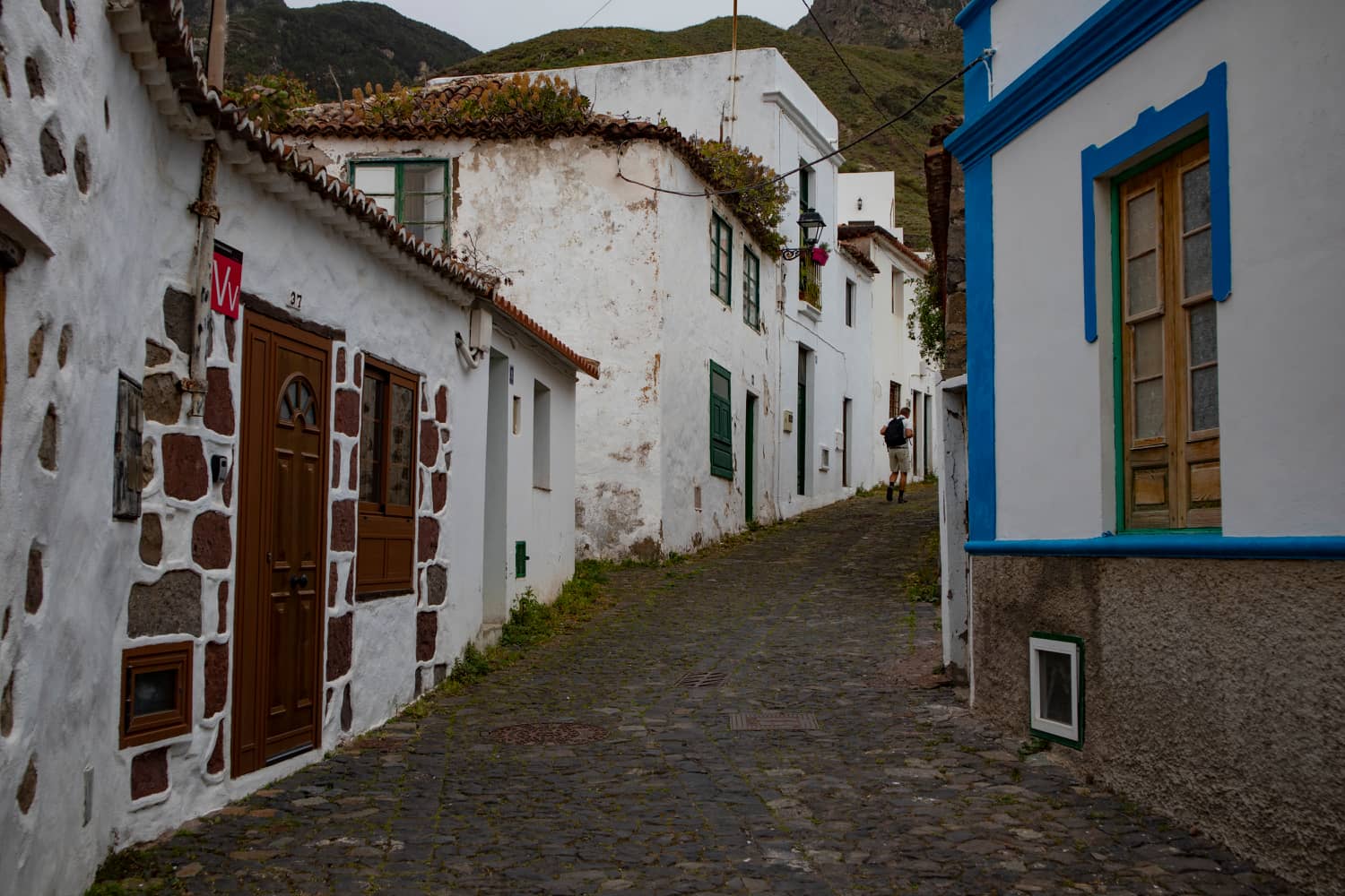 Alley and hiking trail through Taganana