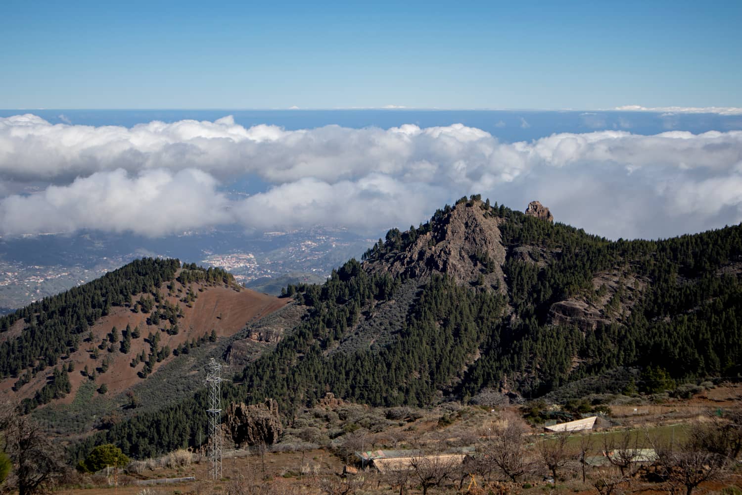 View of the vast landscape of Gran Canaria from the Becerra hiking trail