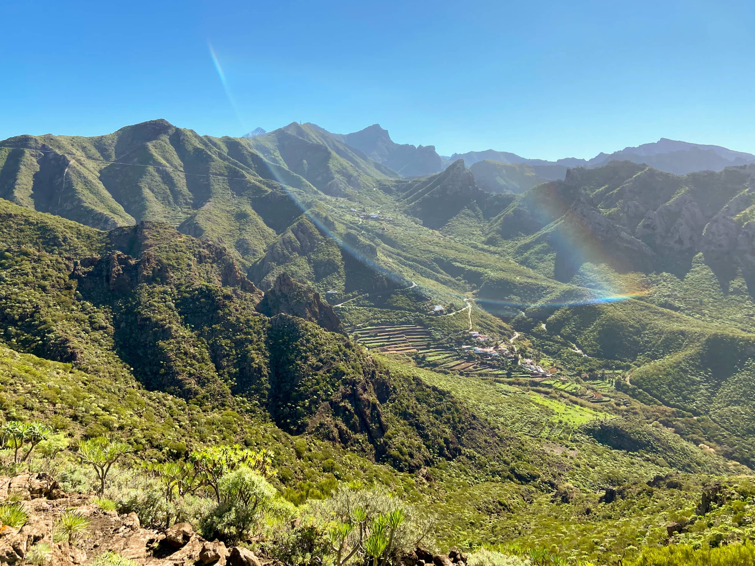 Blick auf Los Carrizales zurück aus der Höhe