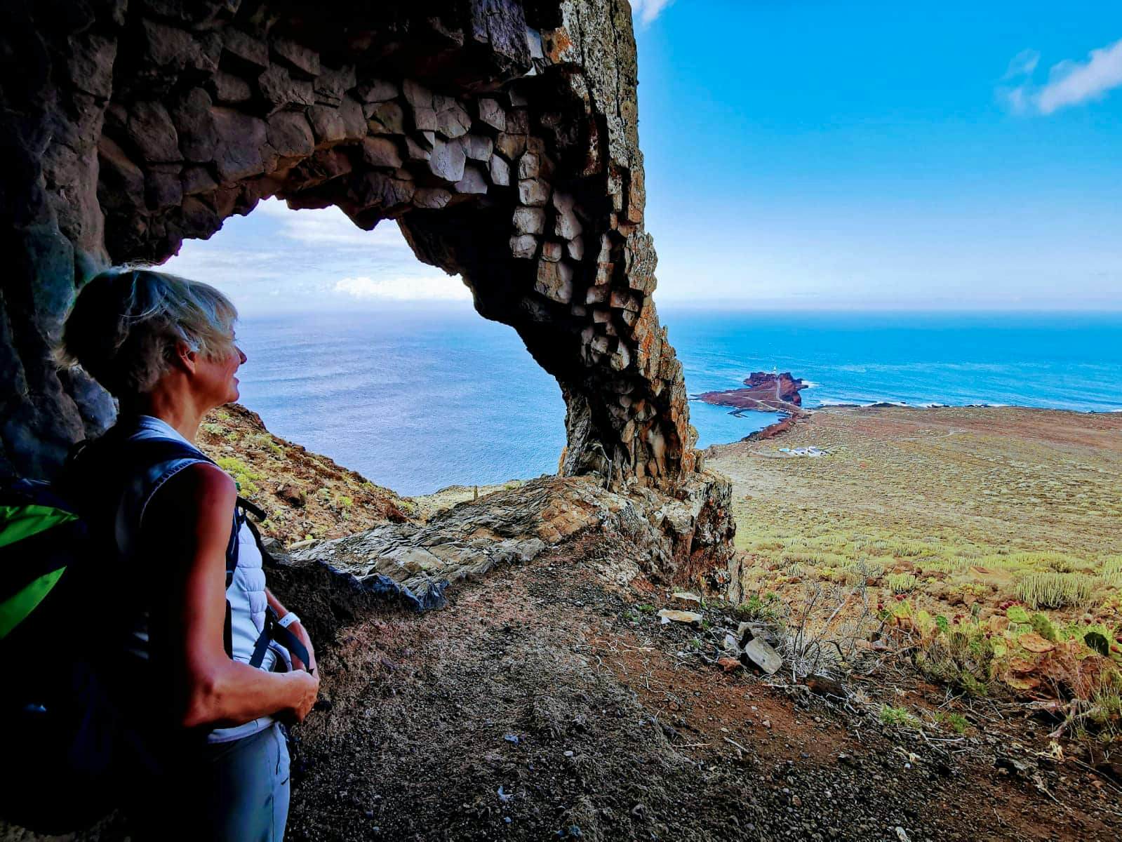Vista desde la puerta de la roca a Punta Teno