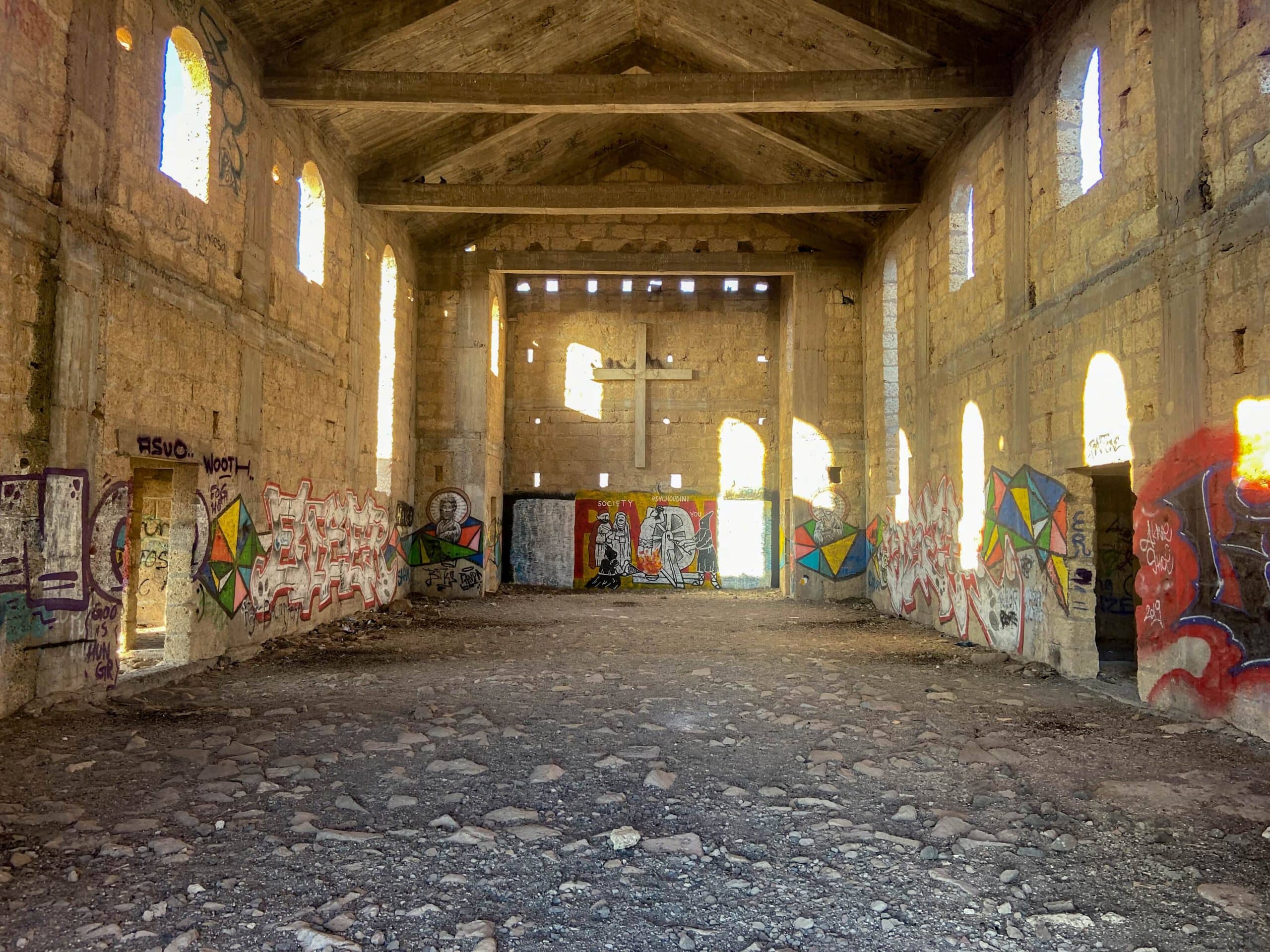 Interior de la iglesia Abades