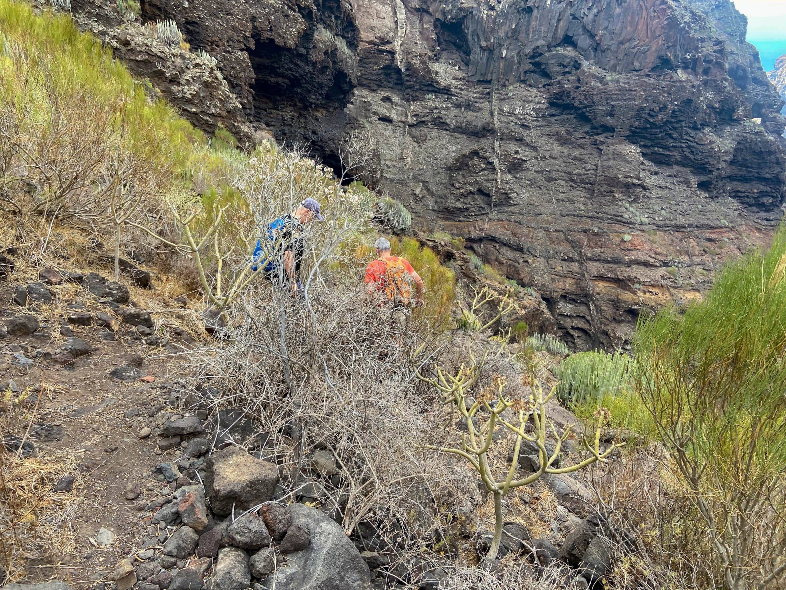 Excursionistas en la parte alta del Barranco Juan López