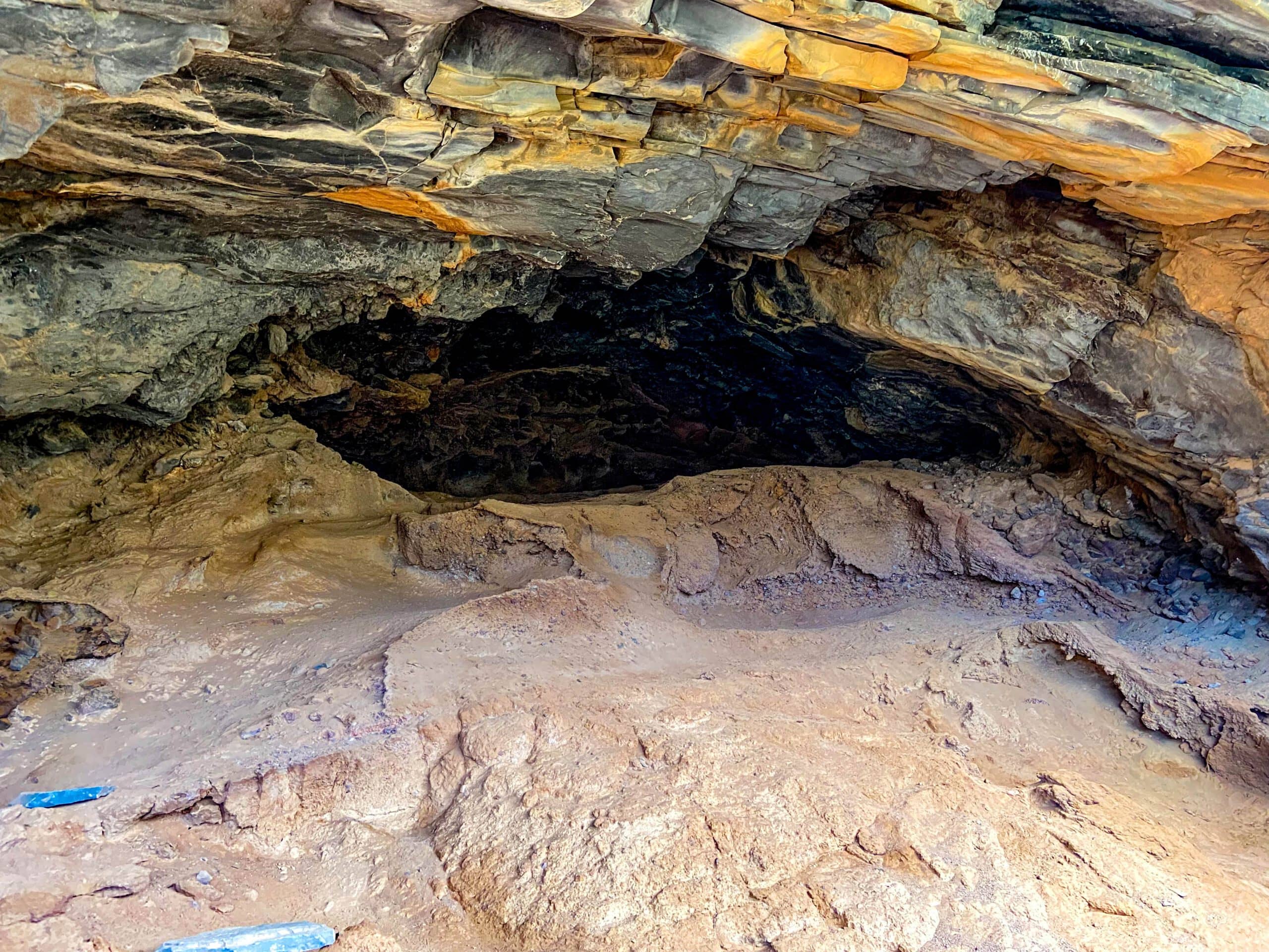 Cueva debajo de Ifonche