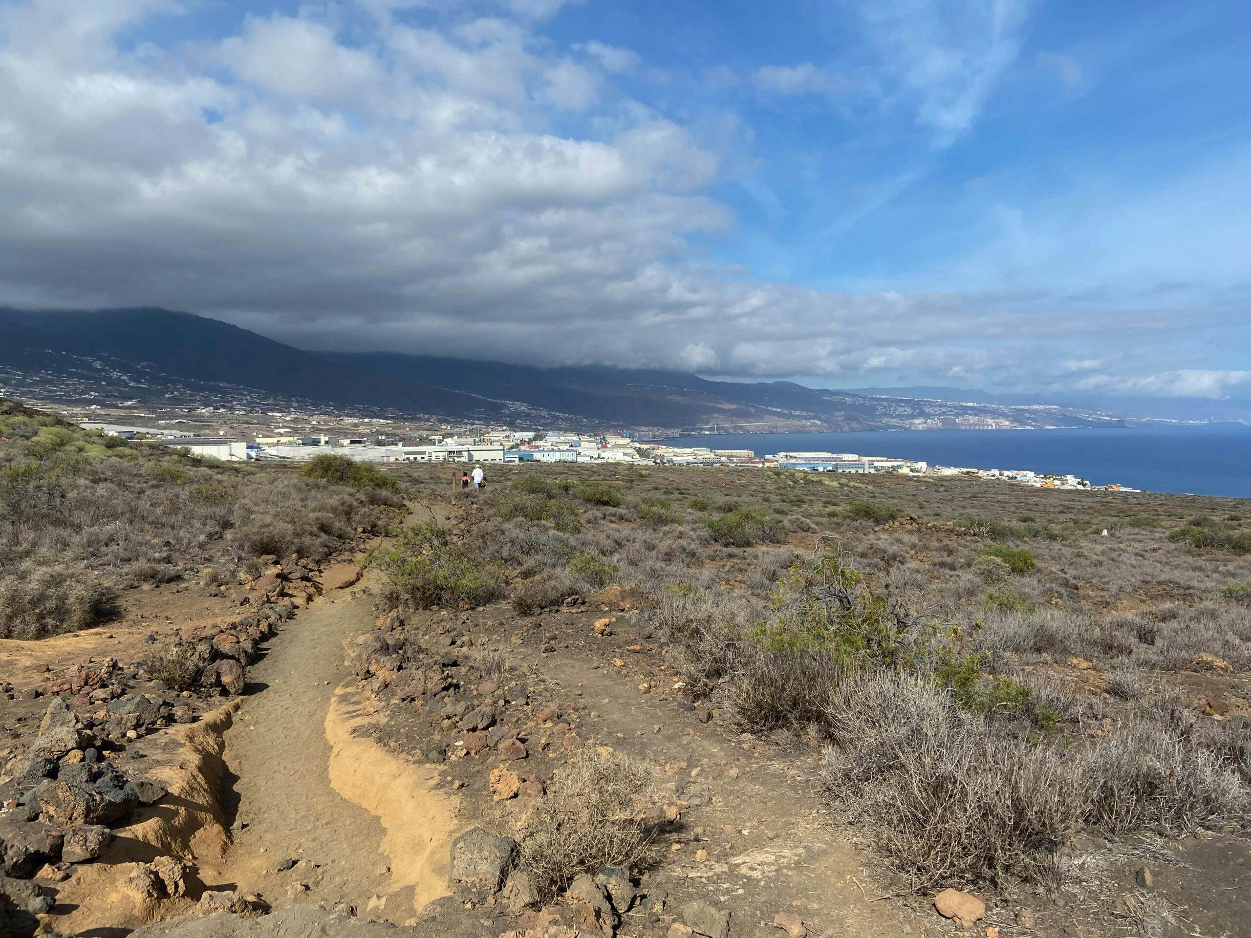 Vista de la costa hacia Santa Cruz de Tenerife