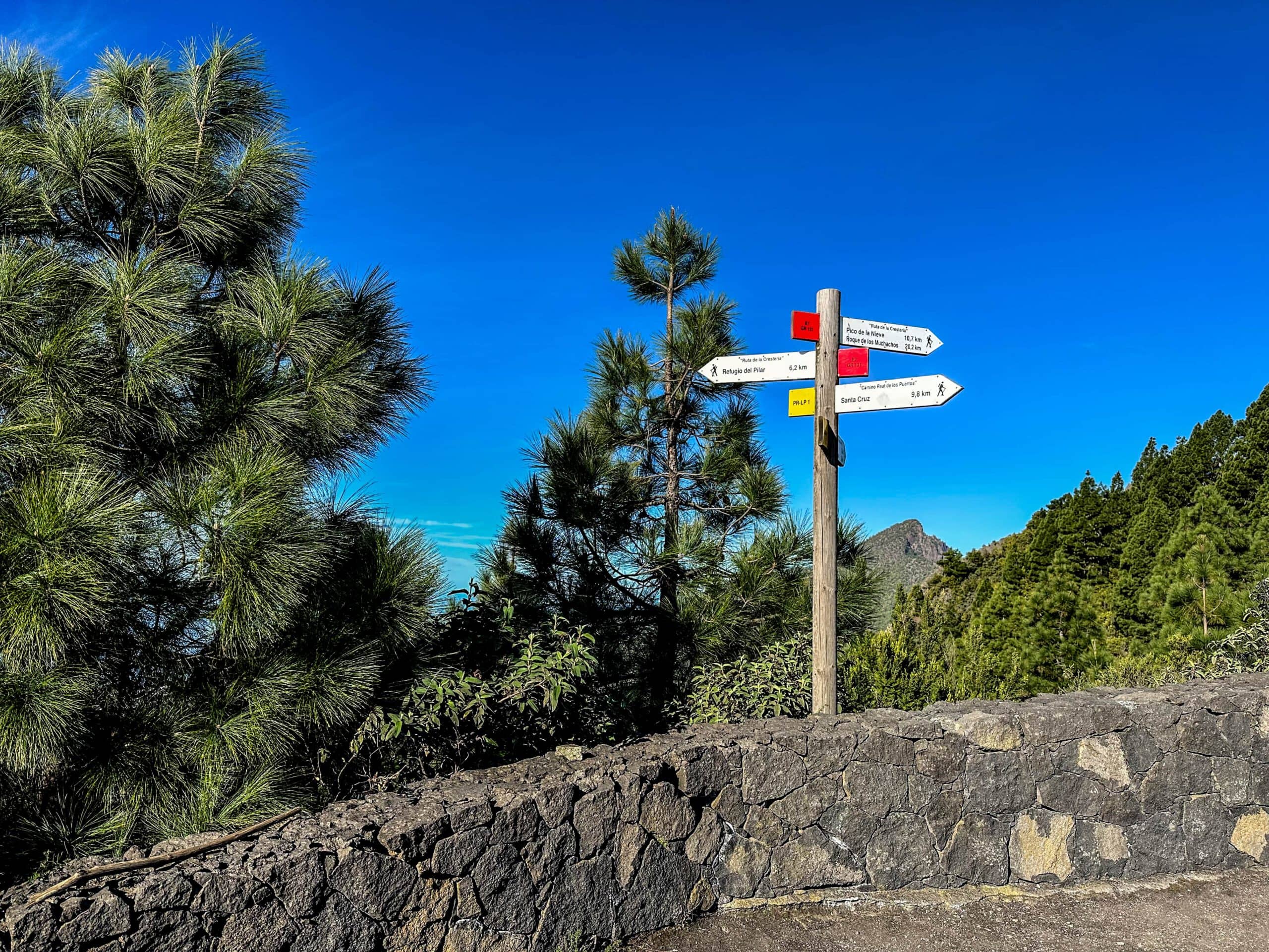 Señalización en la Cumbre