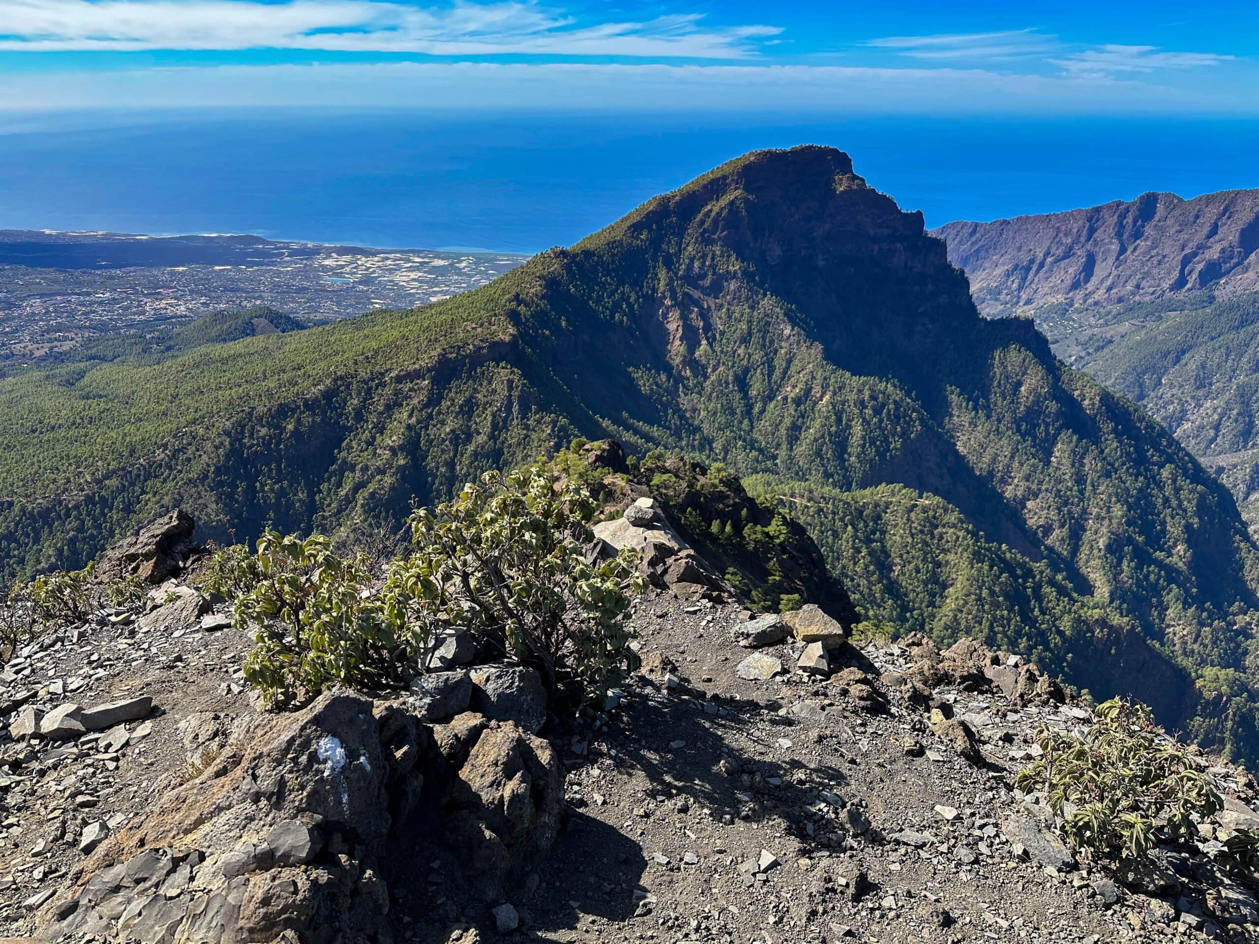 View from the Refugio Punta de Los Roques to the Bejenado, the Caldera de Taburiente and the Valley