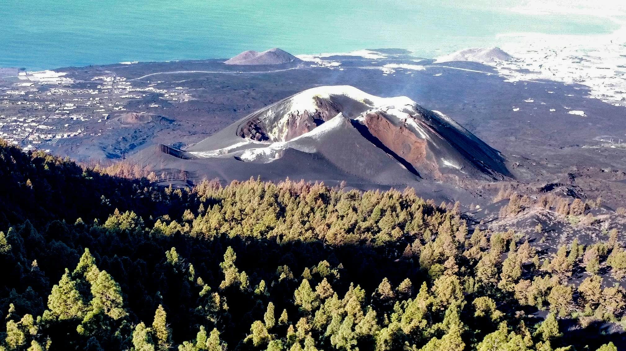 Tajogaite – Hiking tour over the new volcano on La Palma