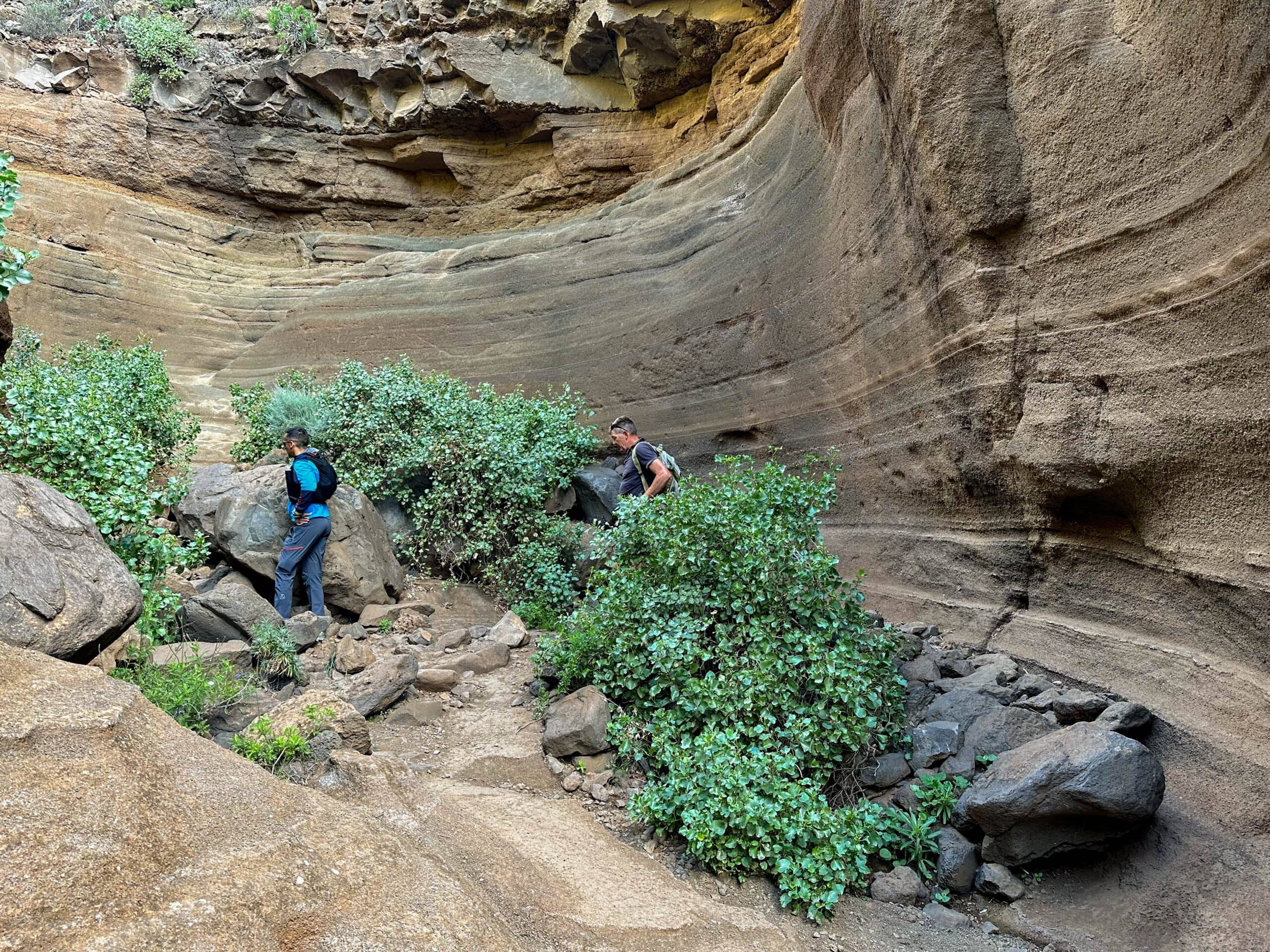 Hikers in the Barranco de Las Vacas