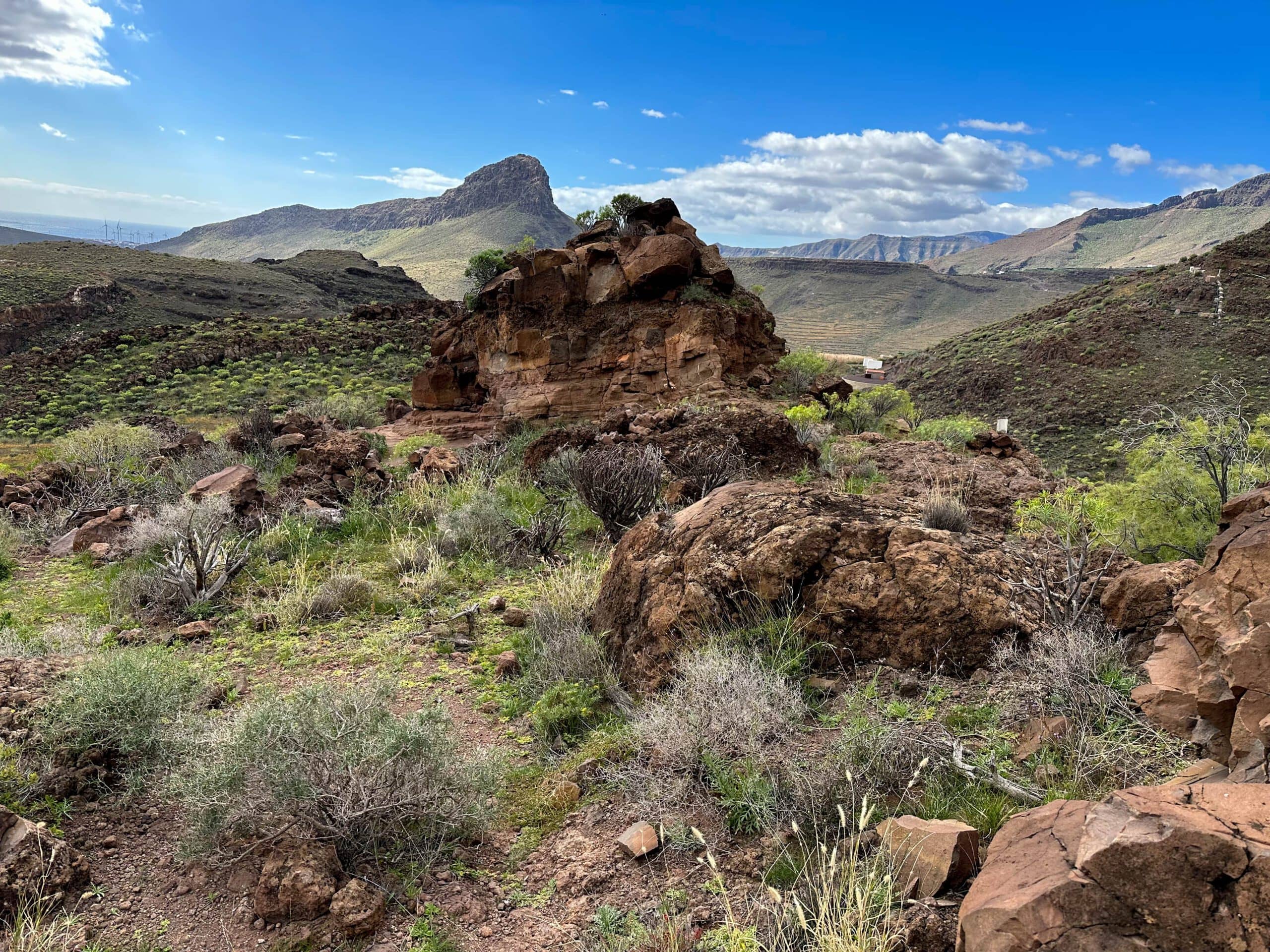 Hiking down to the Barranco de las Vacas (Melosas)