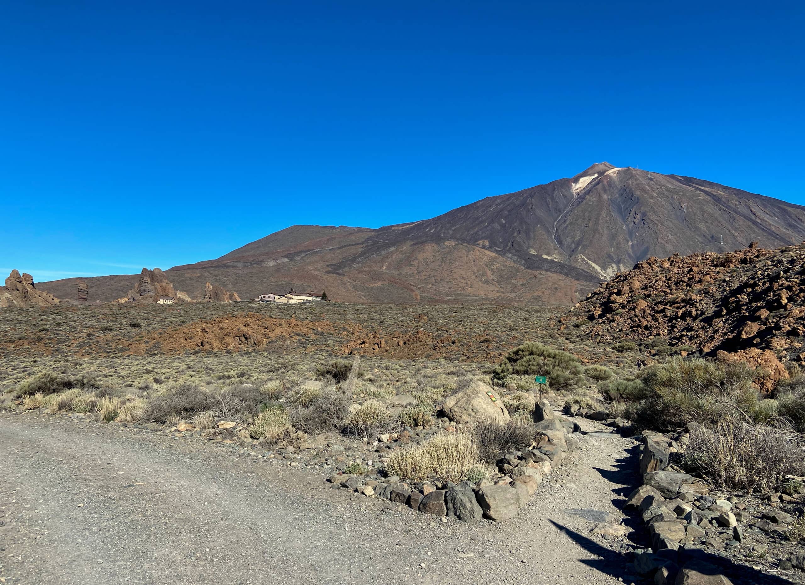 Fahrweg Siete Cañadas mit Parador und Teide