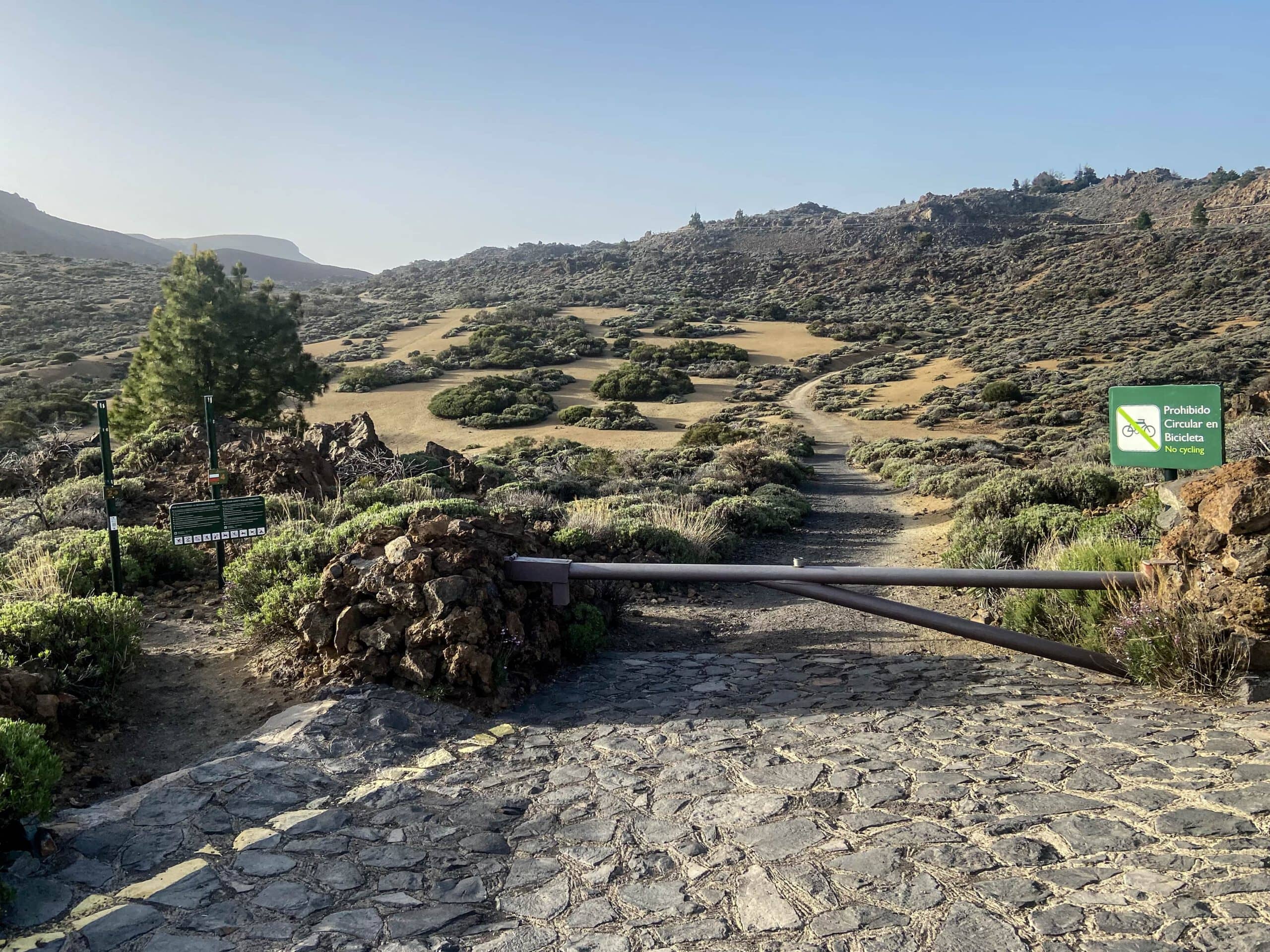 Starting point for the circular hike Montaña de las Arenas Negras