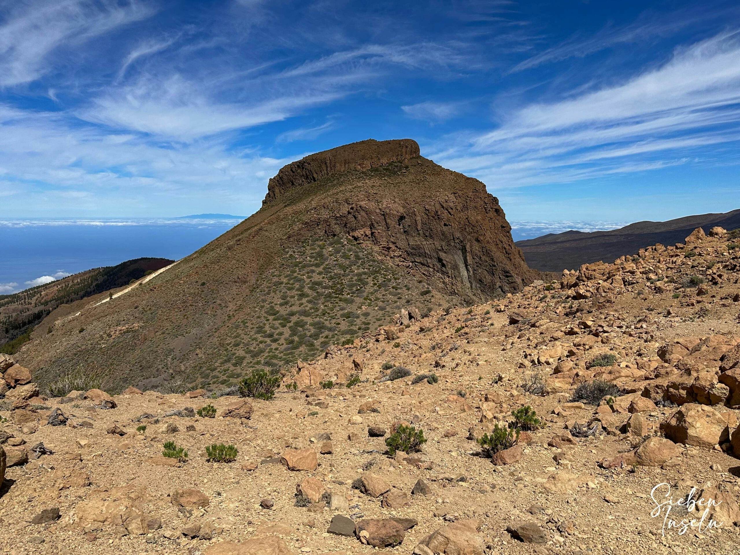 Blick zurück auf den Gipfel des El Sombrero