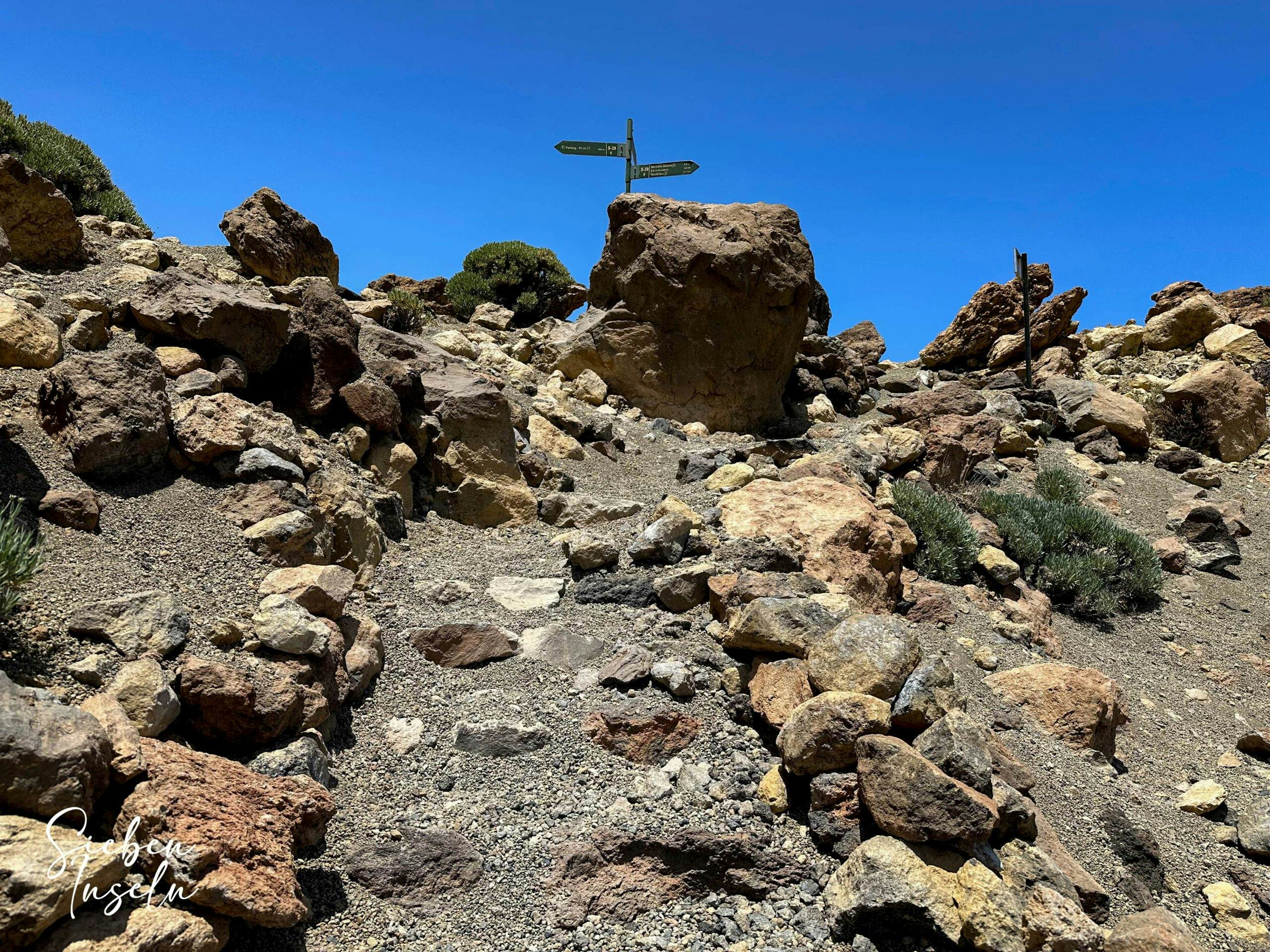 Wanderkreuzung am Mirador Minas de San José - Aufstiegsweg vor dem Ende der Wanderung