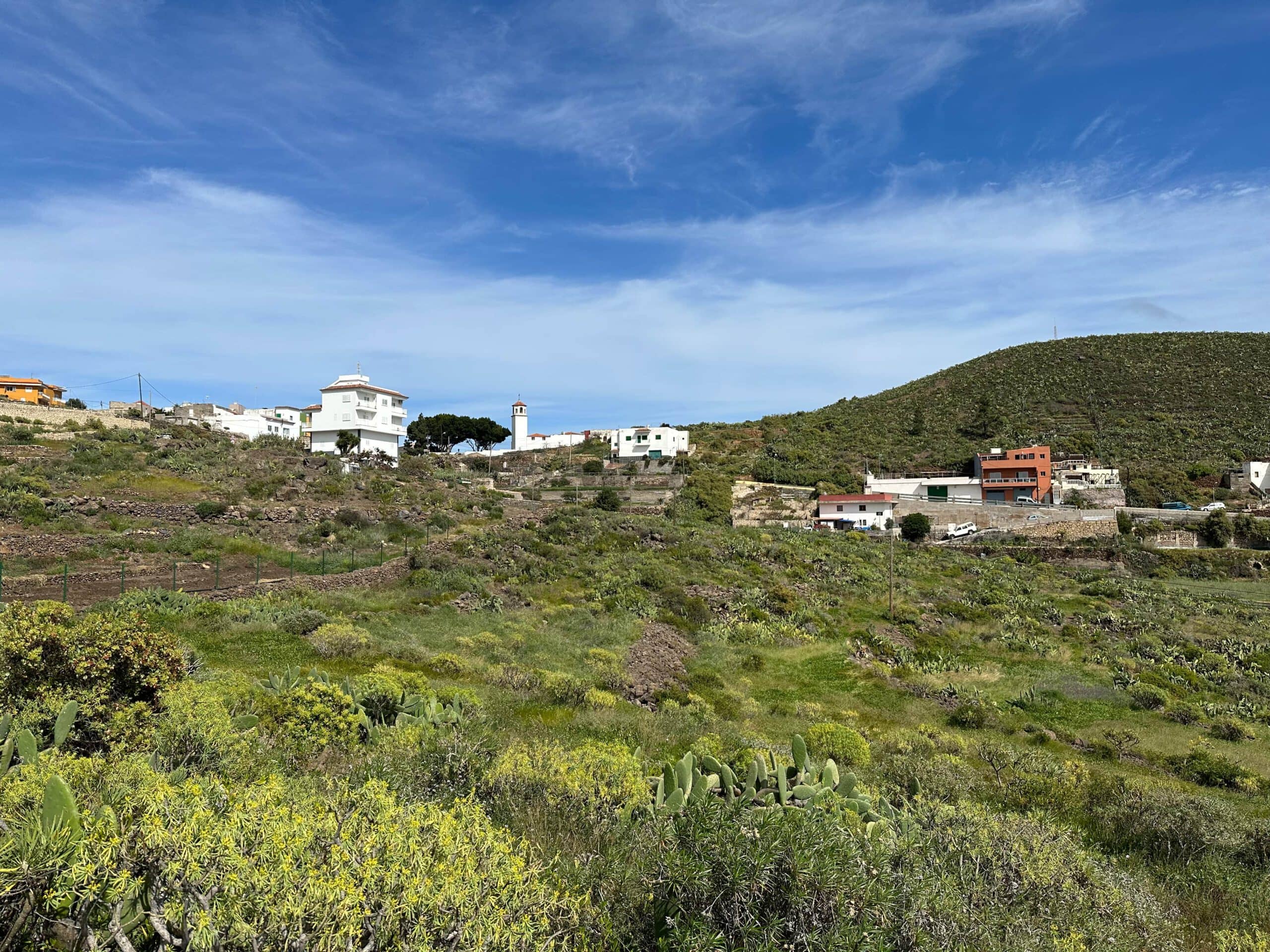 Vista desde el sendero de vuelta a la pequeña aldea de Chiñama