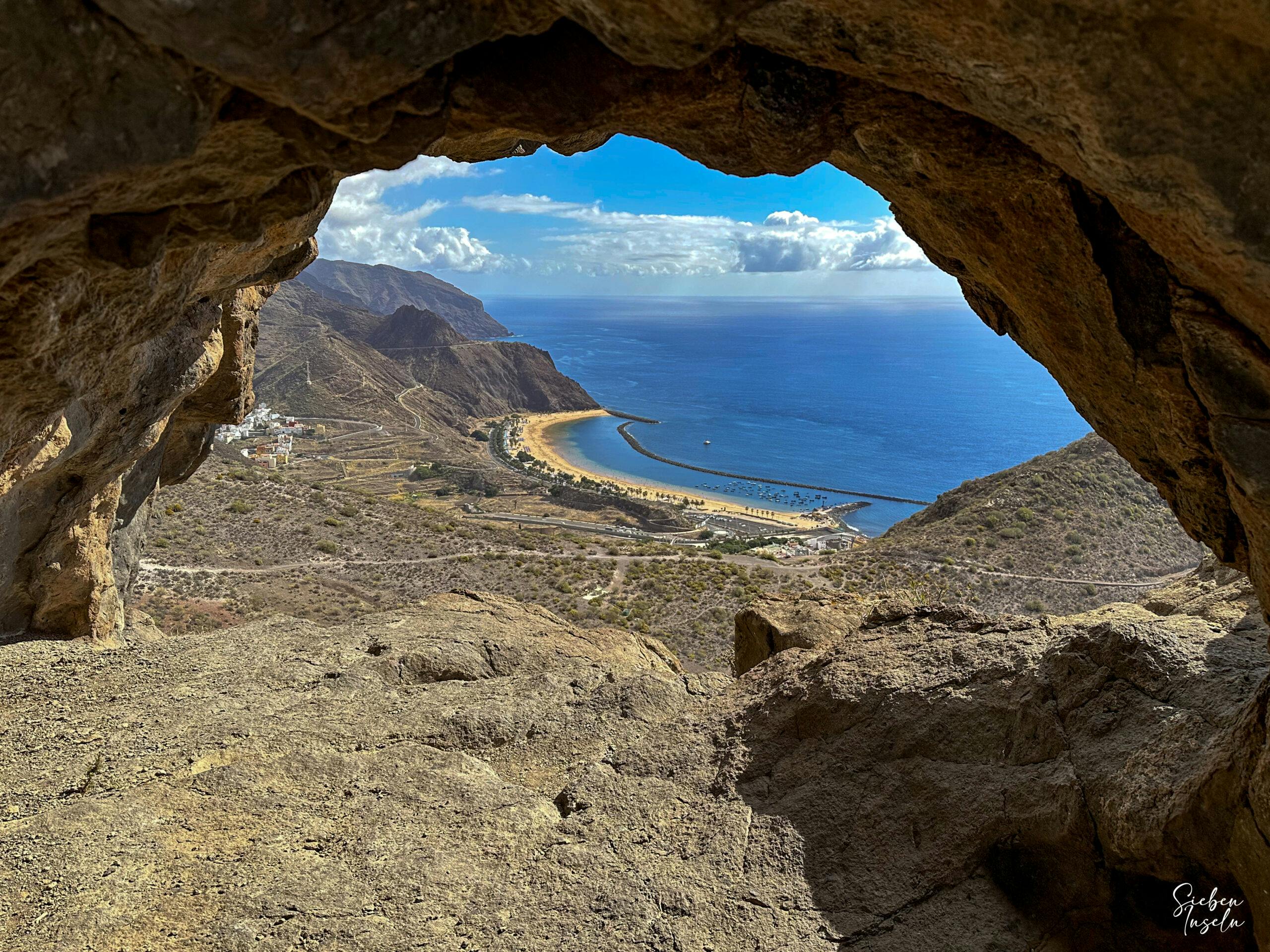 Small circular hike above San Andrés with bunker, rock gate and impressive views