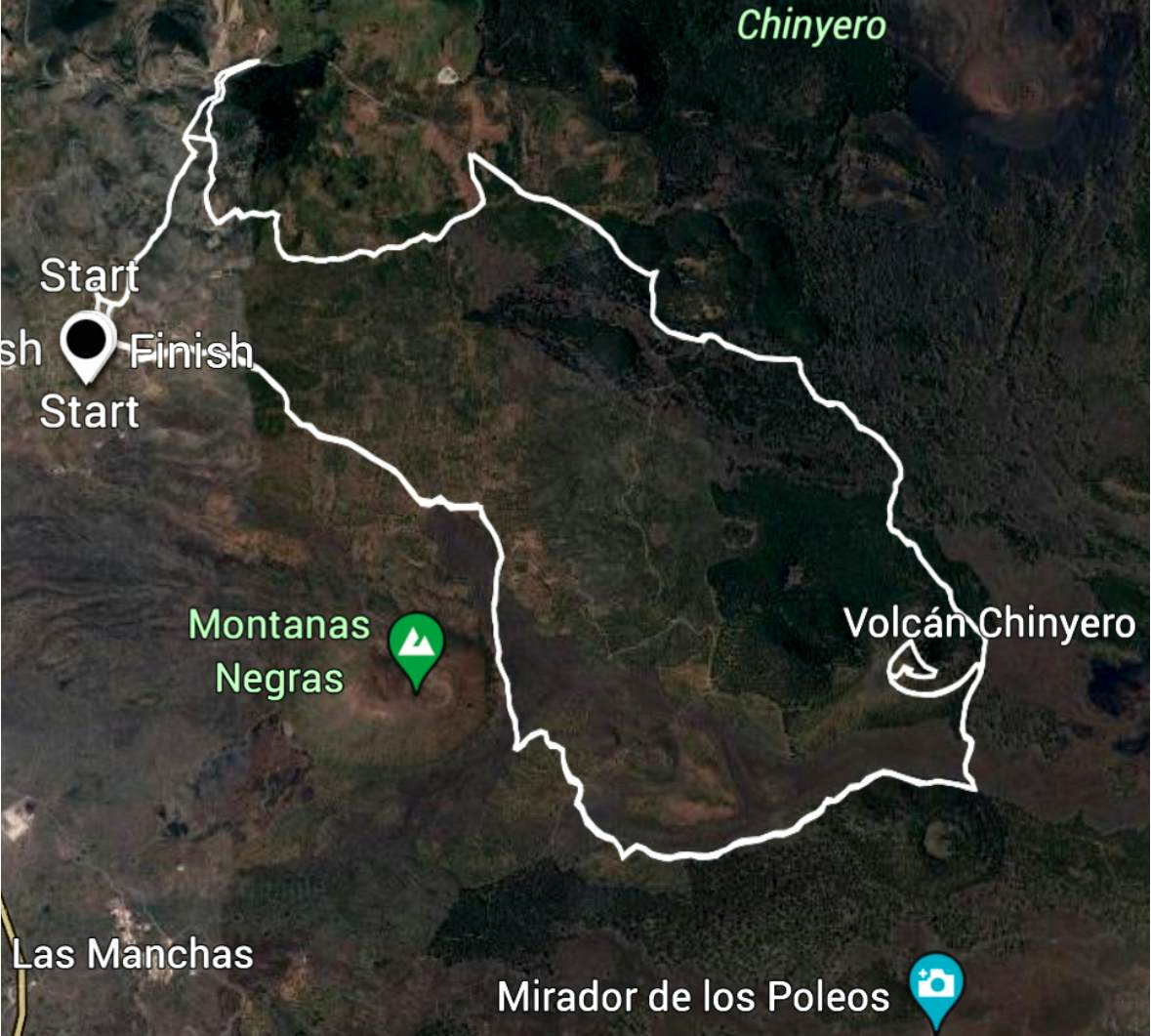 Track of the Valle de Arriba circular hike with ascent of the Montaña de la Cruz and small bypass road (top left)