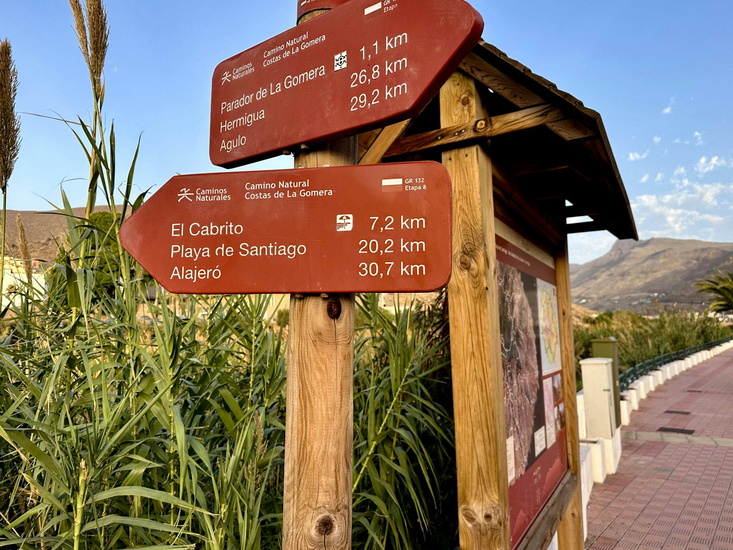 Hiking signs on the GR-132 stage 8 Camino Natural Costas de La Gomera