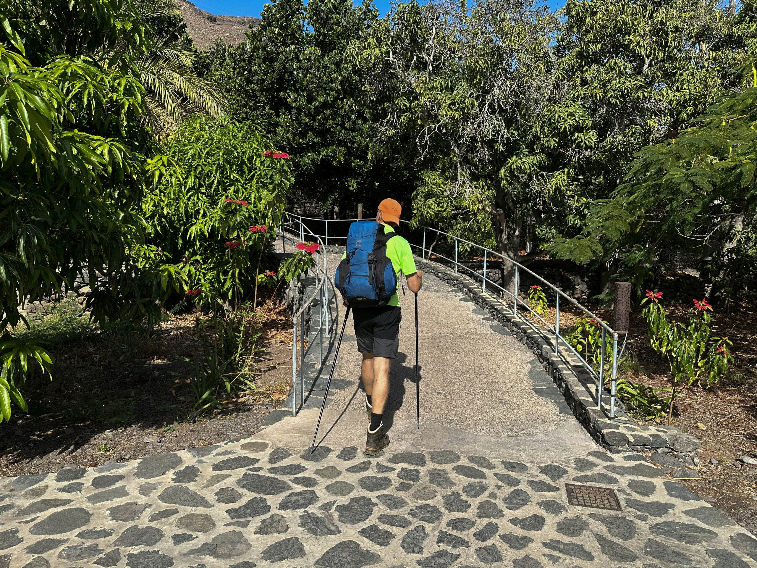 Ascent path from Playa del Cabrito