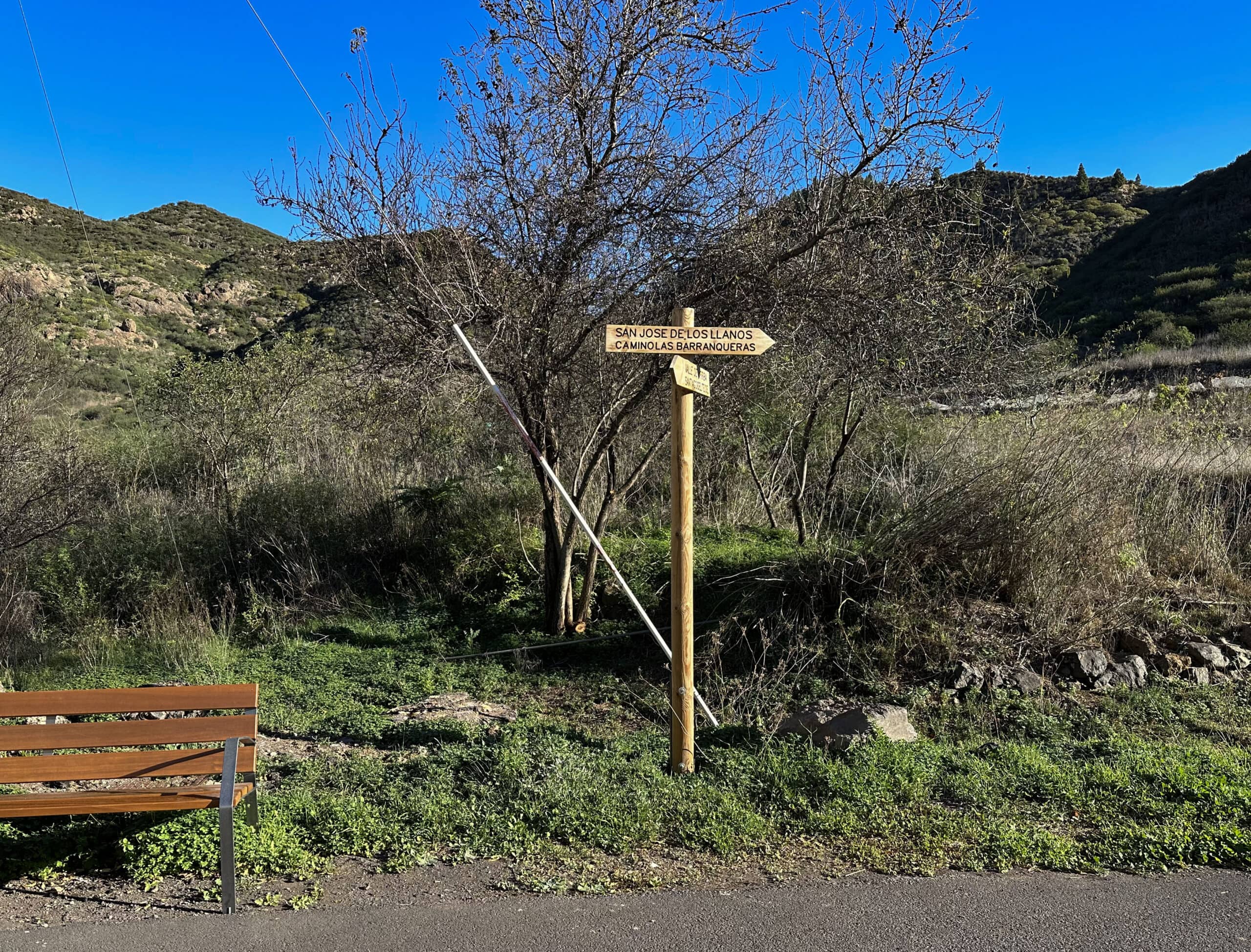 Starting point of the hike in Valle Arriba - hiking trail to Barranco Barranqueras