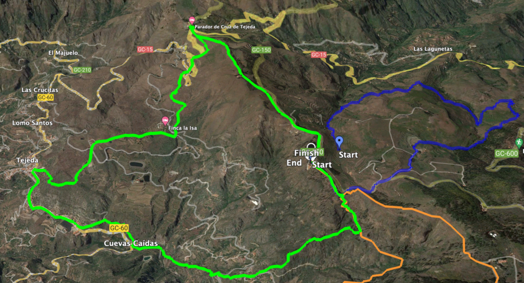 Track of the Cruz de Tejeda hike (green) and Degollada de Becerra panoramic circuit (blue)