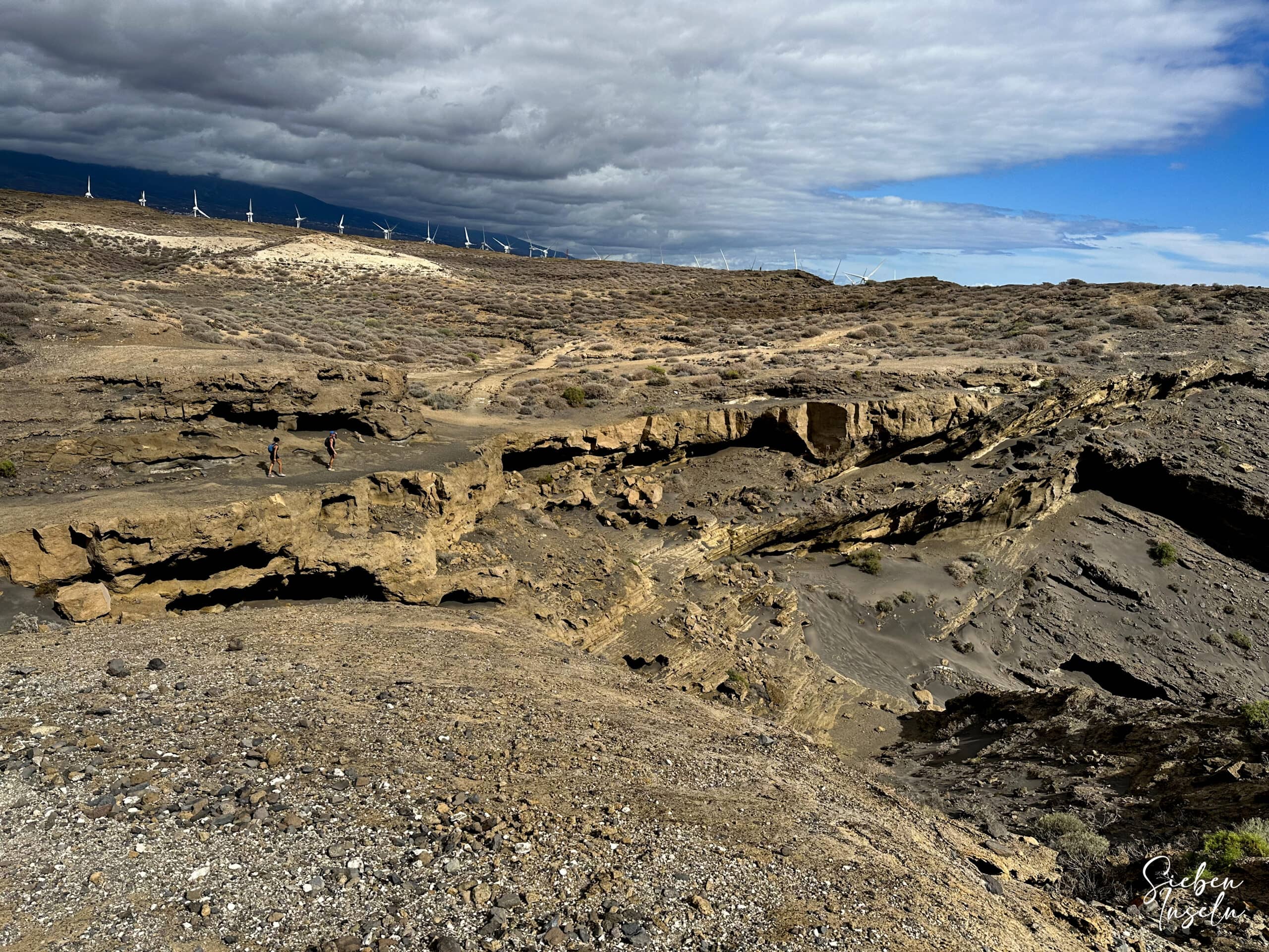 Hiking trail through an edge of the crater wall