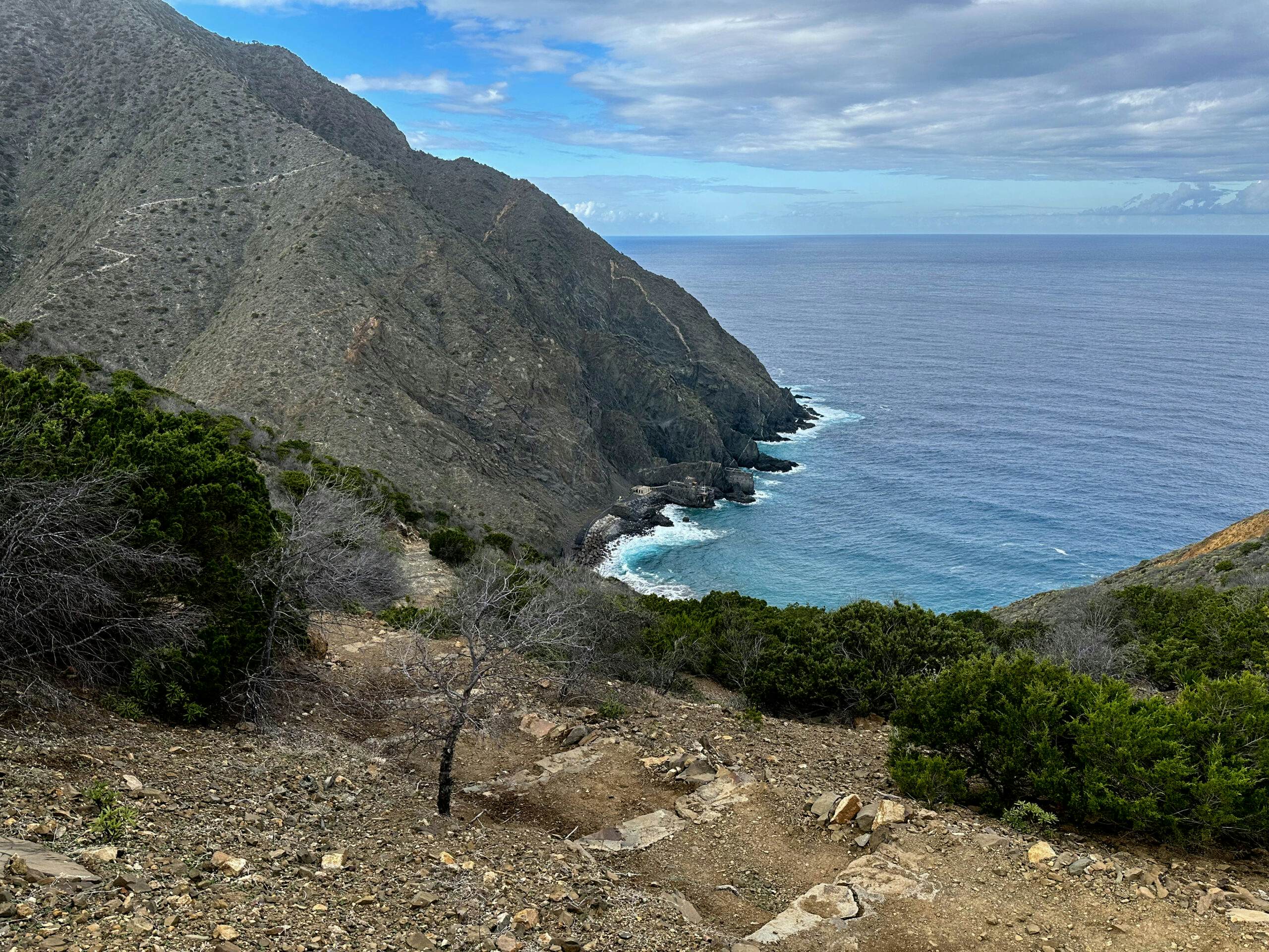 Hiking trail along the coast towards Vallehermoso GR 132, 2nd stage