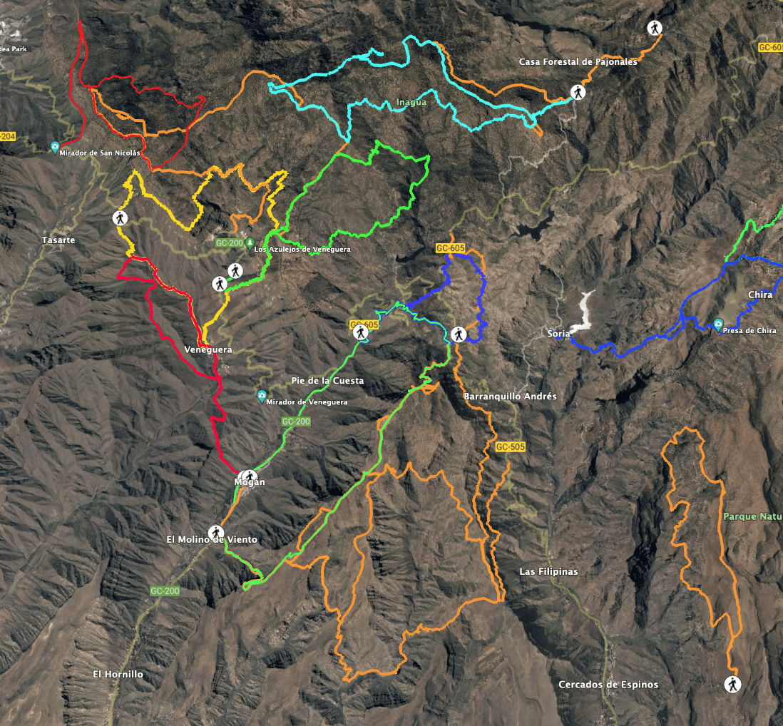Track der Rundwanderung Mogán - Tauro (Mitte grün) mit vielen benachbarten Wanderungen