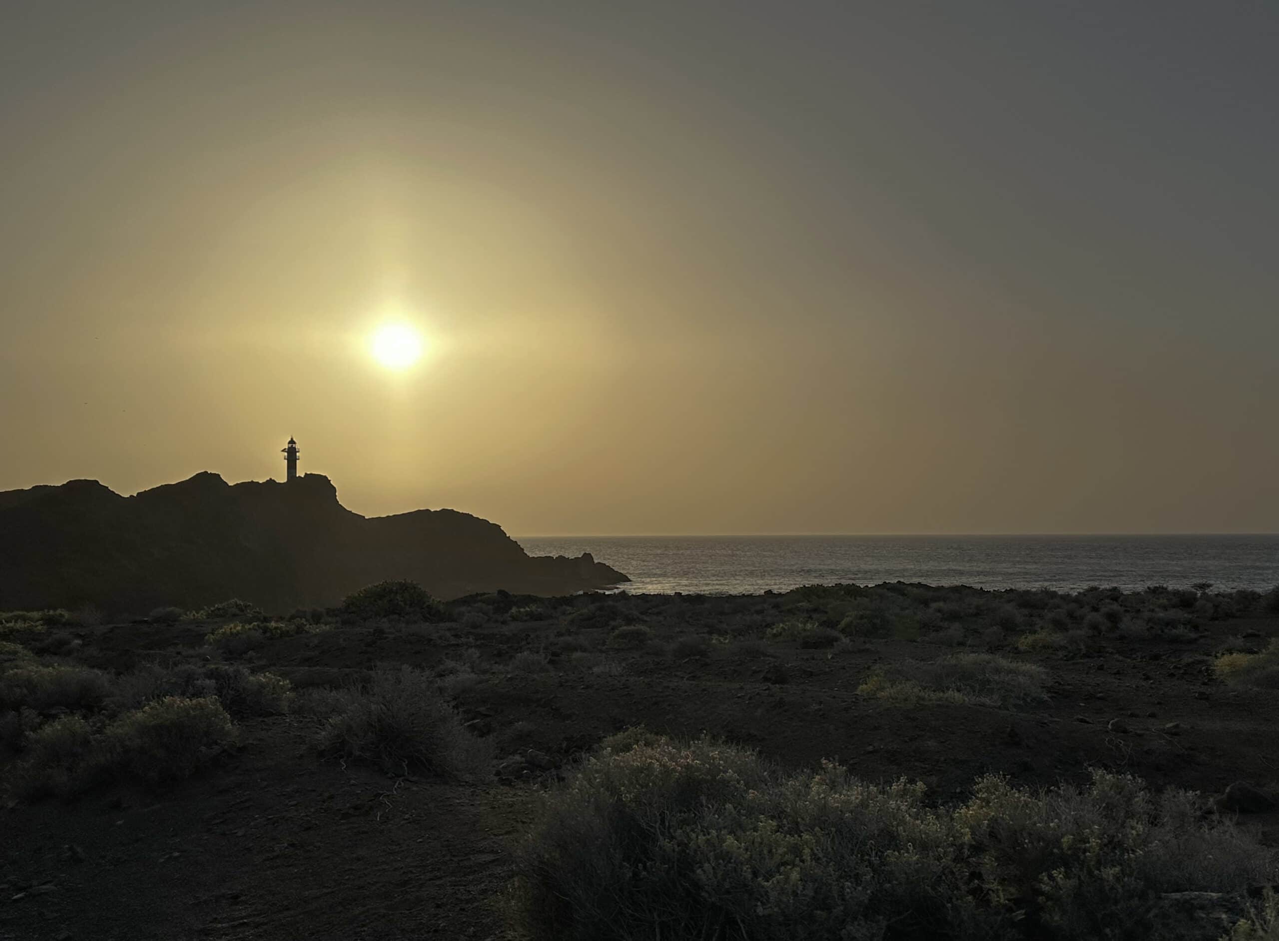 Article summary and large selection of GPS hiking tracks